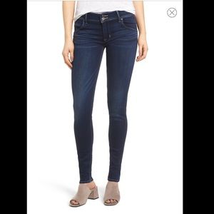 Hudson “Colin” flap Skinny Jeans sz 26